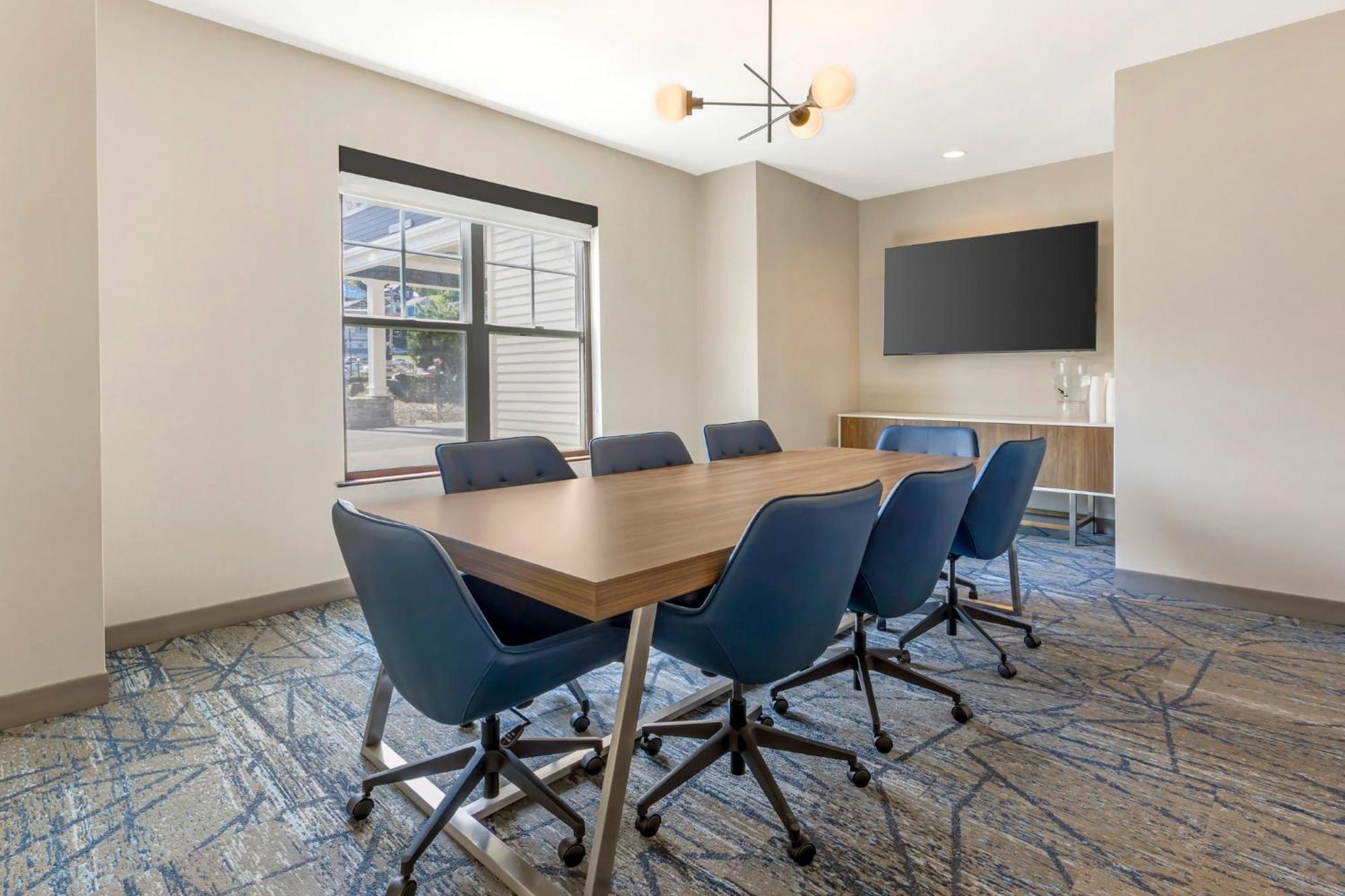 Holiday Inn Express Hotel & Suites Astoria By Ihg Extérieur photo